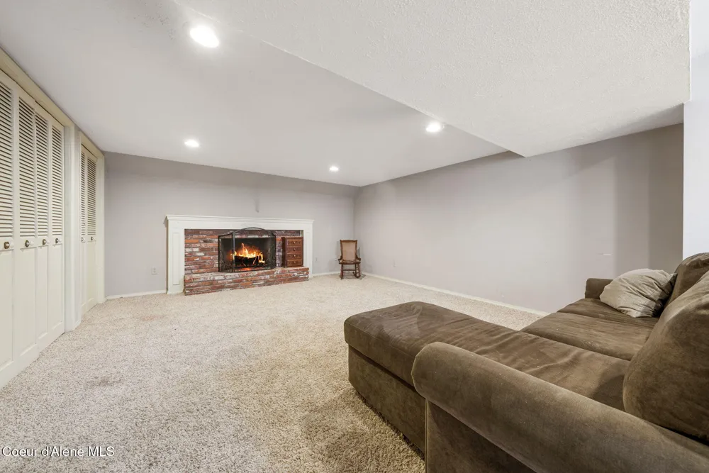 4311 W Center Lane Spokane, WA 99208
