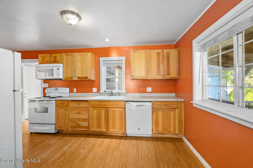 320 E 3RD AVENUE Post Falls, ID 83854