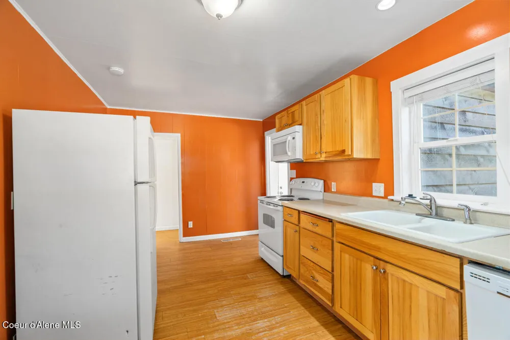 320 E 3RD AVENUE Post Falls, ID 83854