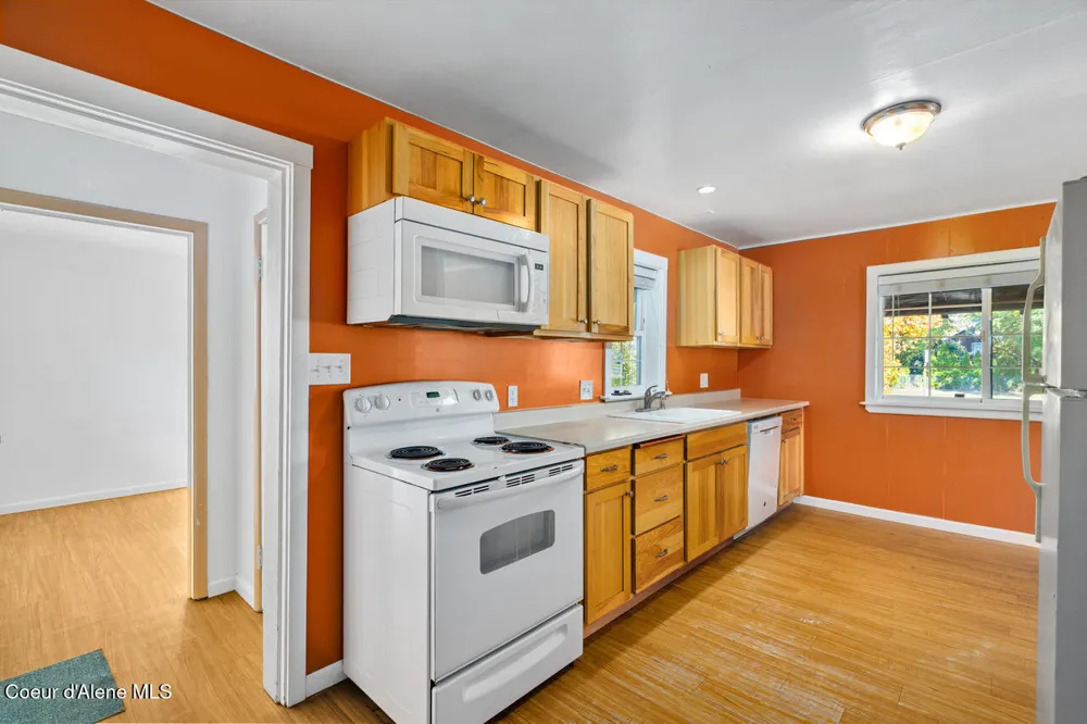320 E 3RD AVENUE Post Falls, ID 83854