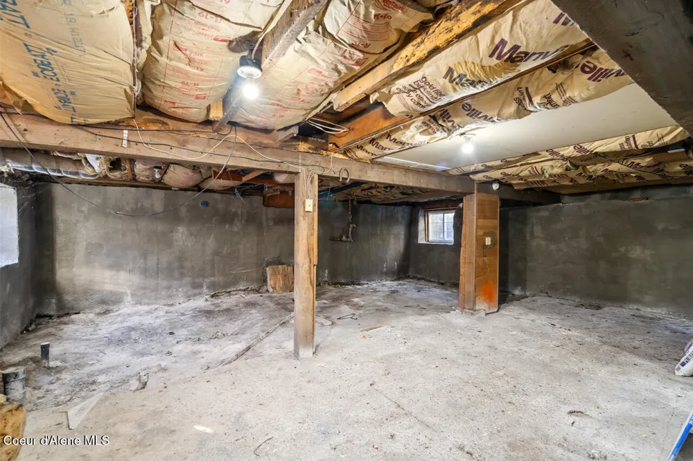 320 E 3RD AVENUE Post Falls, ID 83854