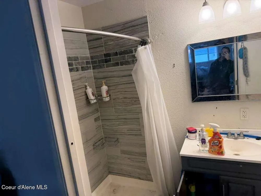 918 Ella Avenue Sandpoint, ID 83864