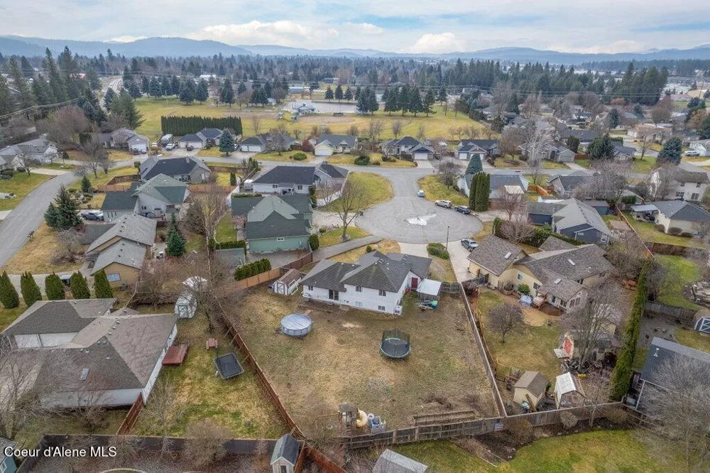 8298 Patriot Court Hayden, ID 83835