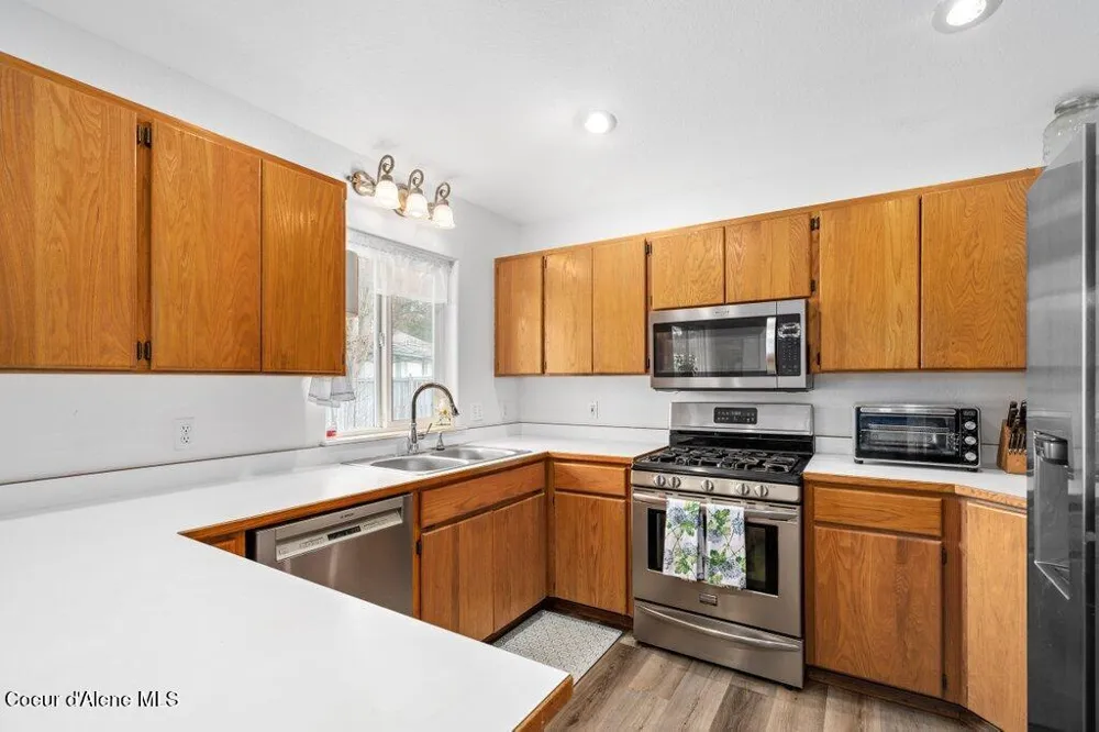 8298 Patriot Court Hayden, ID 83835