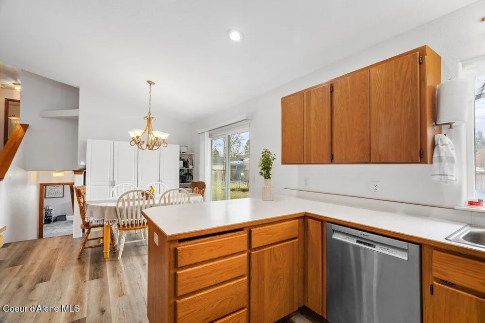 8298 Patriot Court Hayden, ID 83835