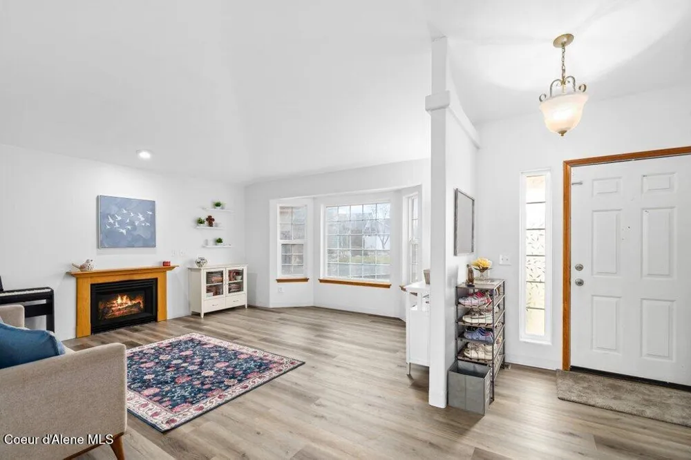 8298 Patriot Court Hayden, ID 83835