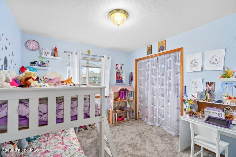 8298 Patriot Court Hayden, ID 83835