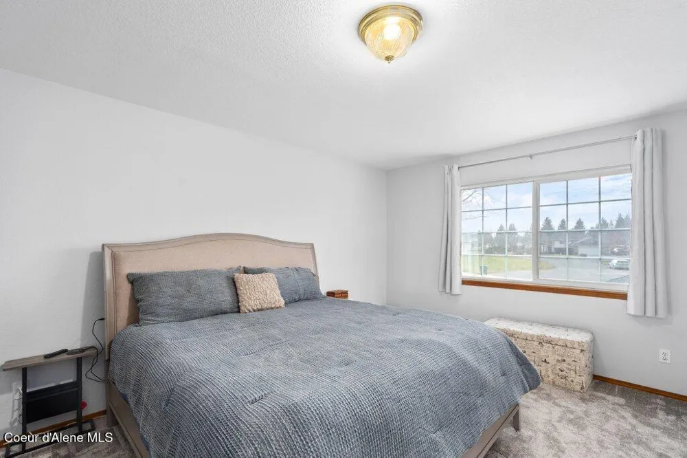 8298 Patriot Court Hayden, ID 83835