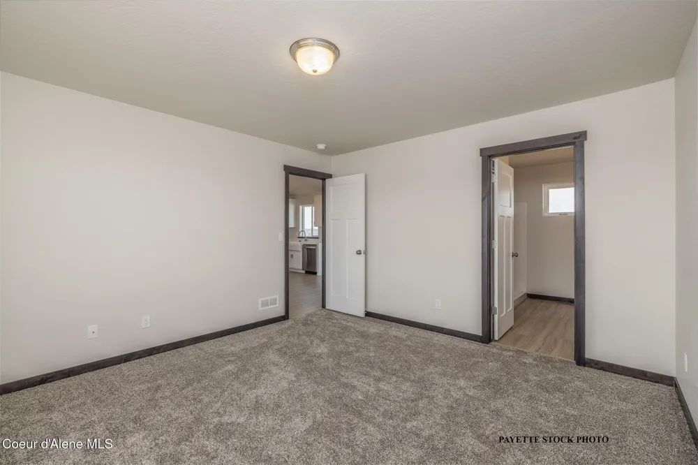 11963 LENNON LANE Rathdrum, ID 83858