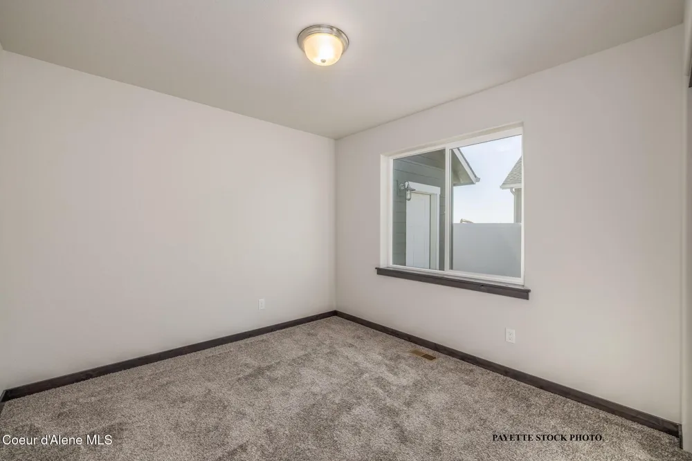 11963 LENNON LANE Rathdrum, ID 83858