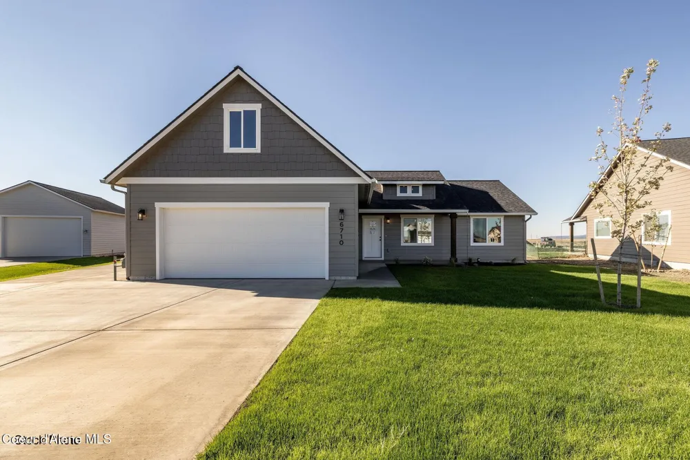 11848 ENTWISTLE WAY Rathdrum, ID 83858
