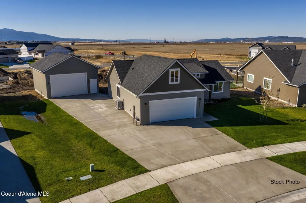 11848 ENTWISTLE WAY Rathdrum, ID 83858