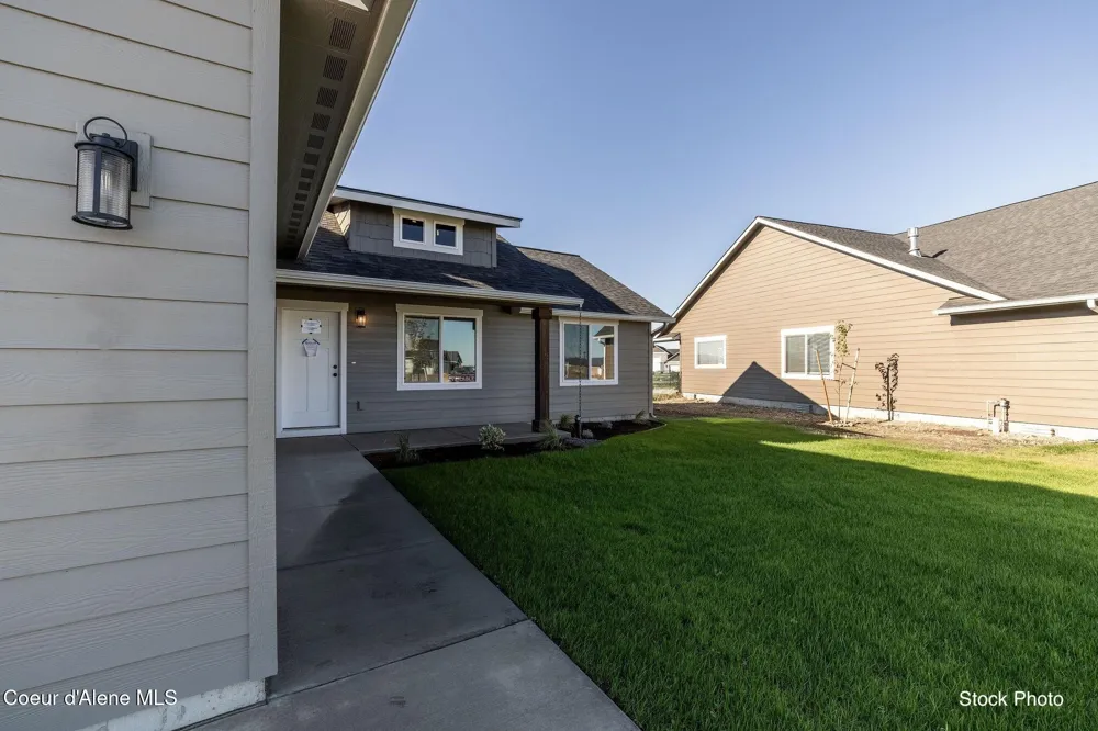 11848 ENTWISTLE WAY Rathdrum, ID 83858