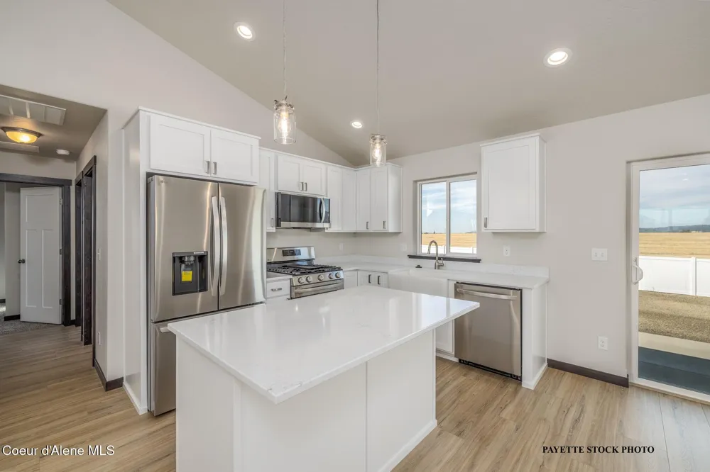11848 ENTWISTLE WAY Rathdrum, ID 83858