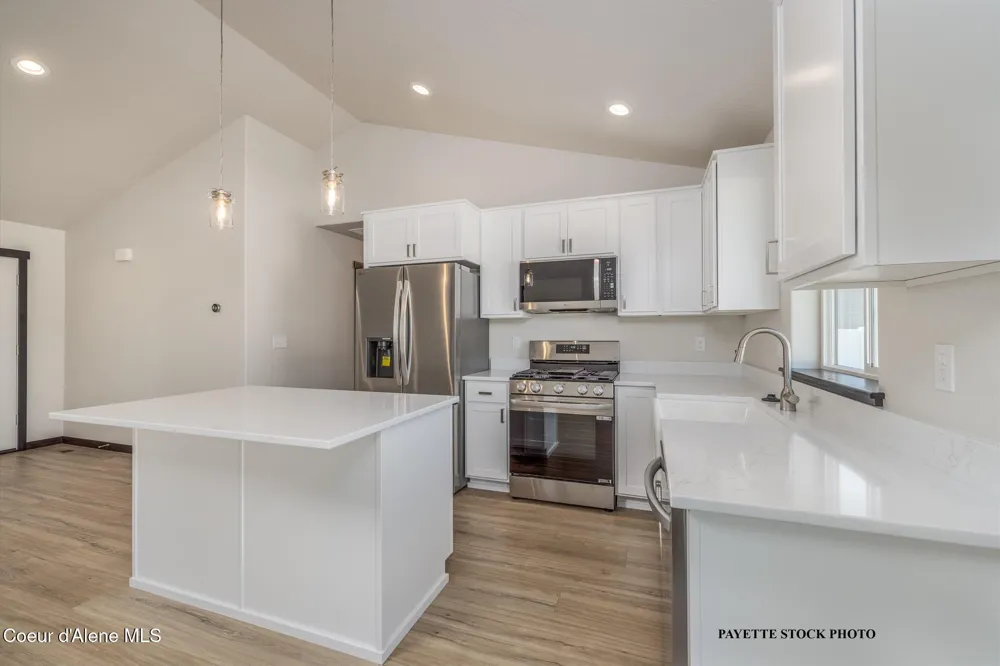 11848 ENTWISTLE WAY Rathdrum, ID 83858
