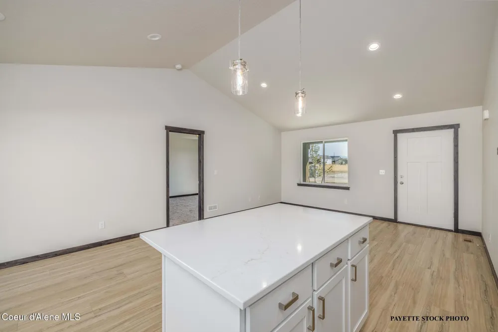 11848 ENTWISTLE WAY Rathdrum, ID 83858