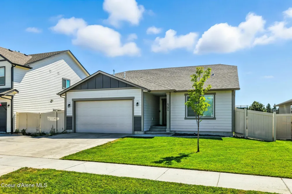 6286 W DAYTON AVENUE Rathdrum, ID 83858