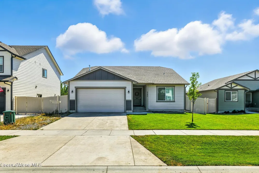 6286 W DAYTON AVENUE Rathdrum, ID 83858