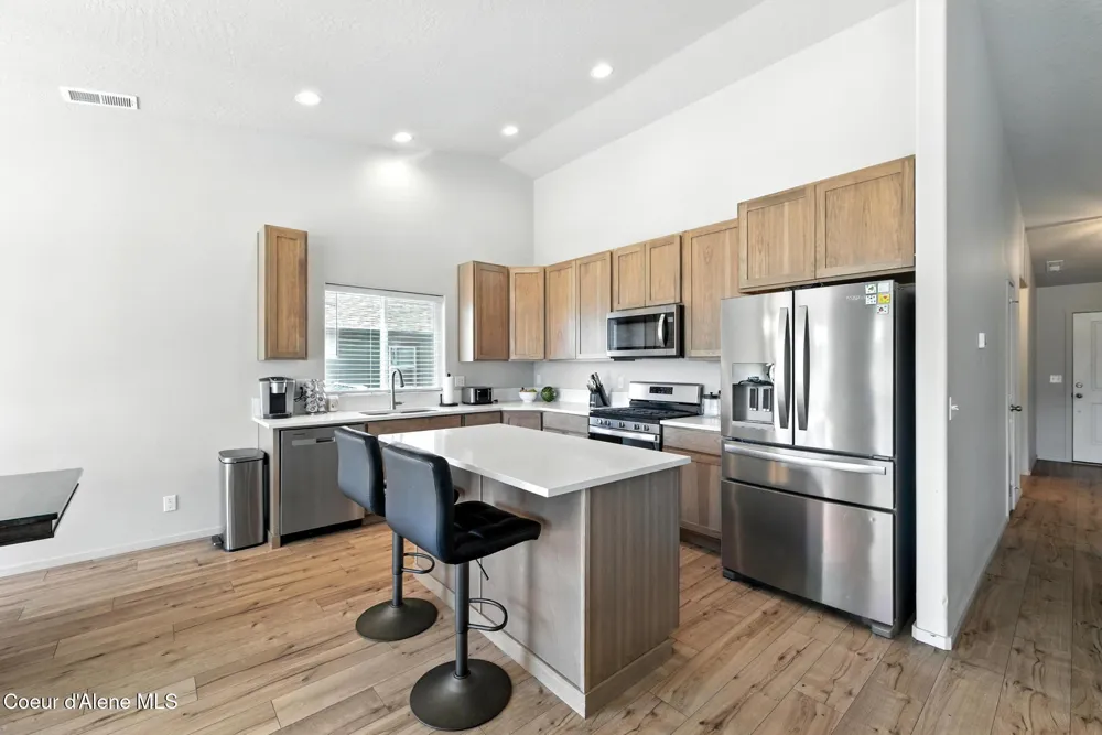 6286 W DAYTON AVENUE Rathdrum, ID 83858