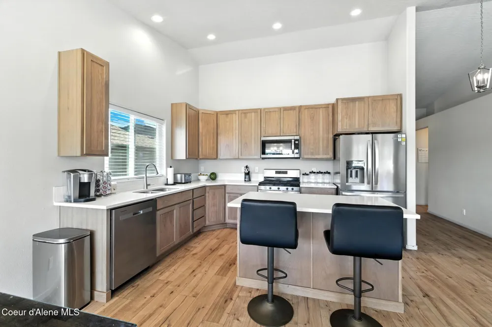 6286 W DAYTON AVENUE Rathdrum, ID 83858