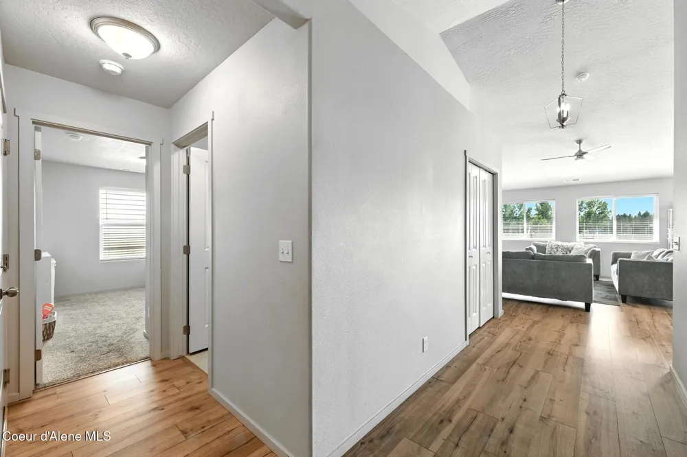 6286 W DAYTON AVENUE Rathdrum, ID 83858