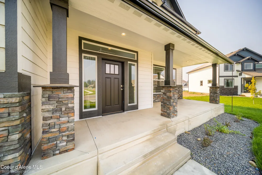 8986 BEDWELL STREET Rathdrum, ID 83858