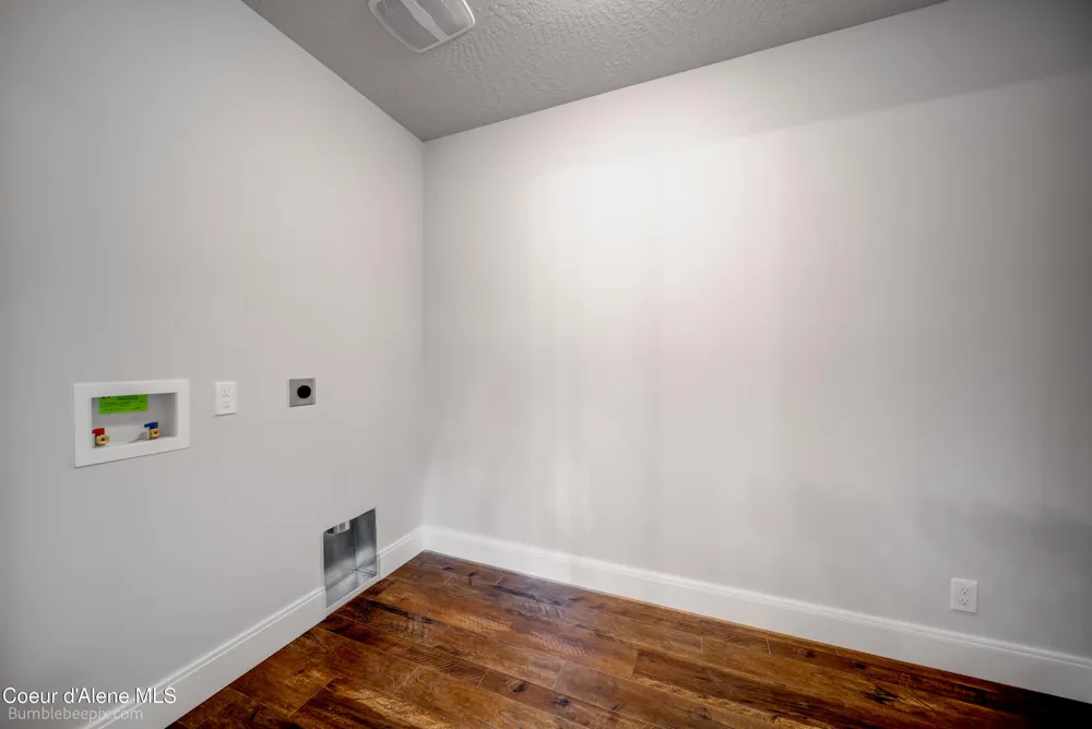 8986 BEDWELL STREET Rathdrum, ID 83858