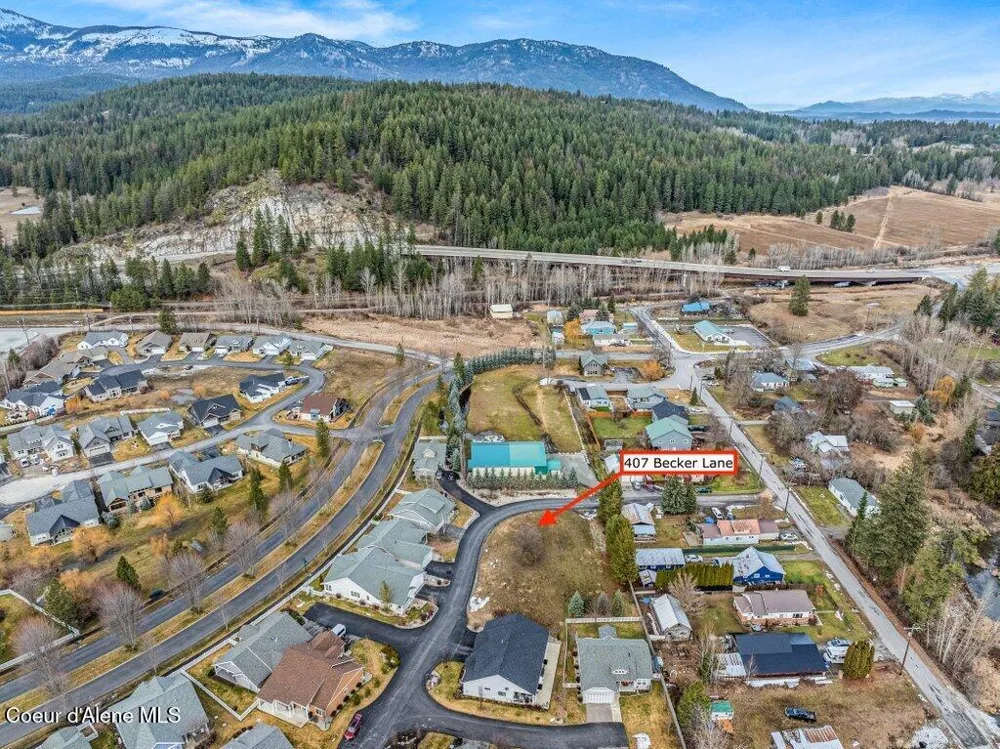 407 Becker Lane Dover, ID 83825