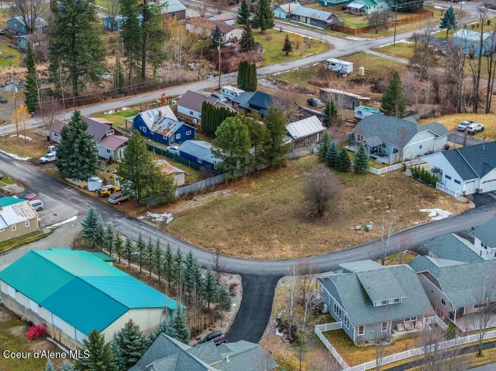 407 Becker Lane Dover, ID 83825