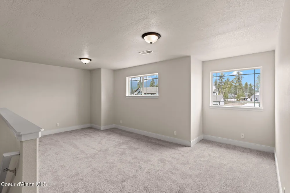 8975 BEDWELL STREET Rathdrum, ID 83858