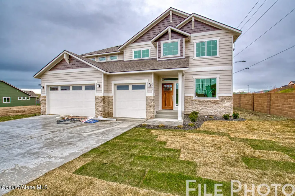 8975 BEDWELL STREET Rathdrum, ID 83858