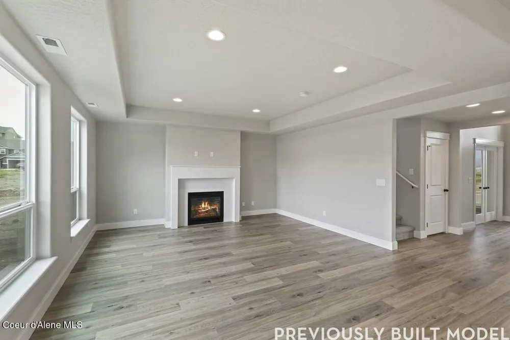 8960 BEDWELL STREET Rathdrum, ID 83858