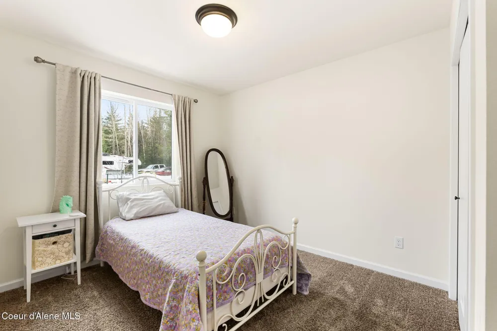 102 Park Lane Sandpoint, ID 83864