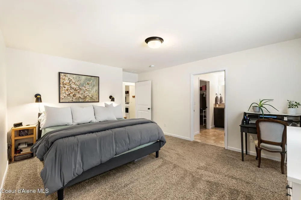102 Park Lane Sandpoint, ID 83864