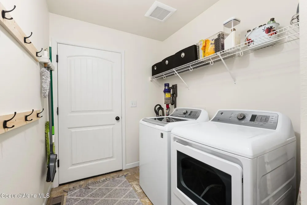 102 Park Lane Sandpoint, ID 83864