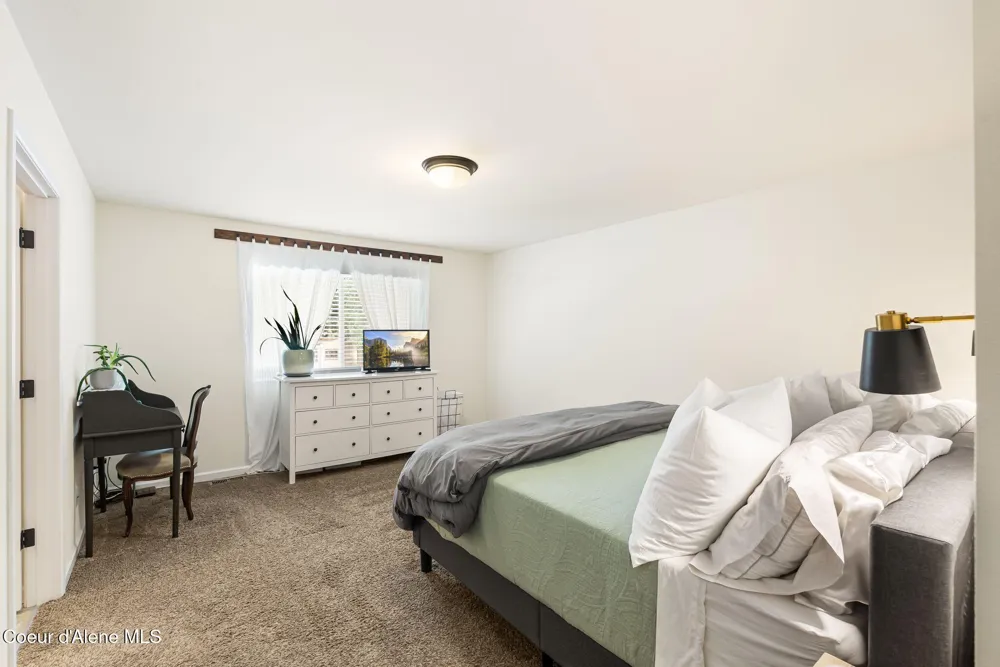 102 Park Lane Sandpoint, ID 83864