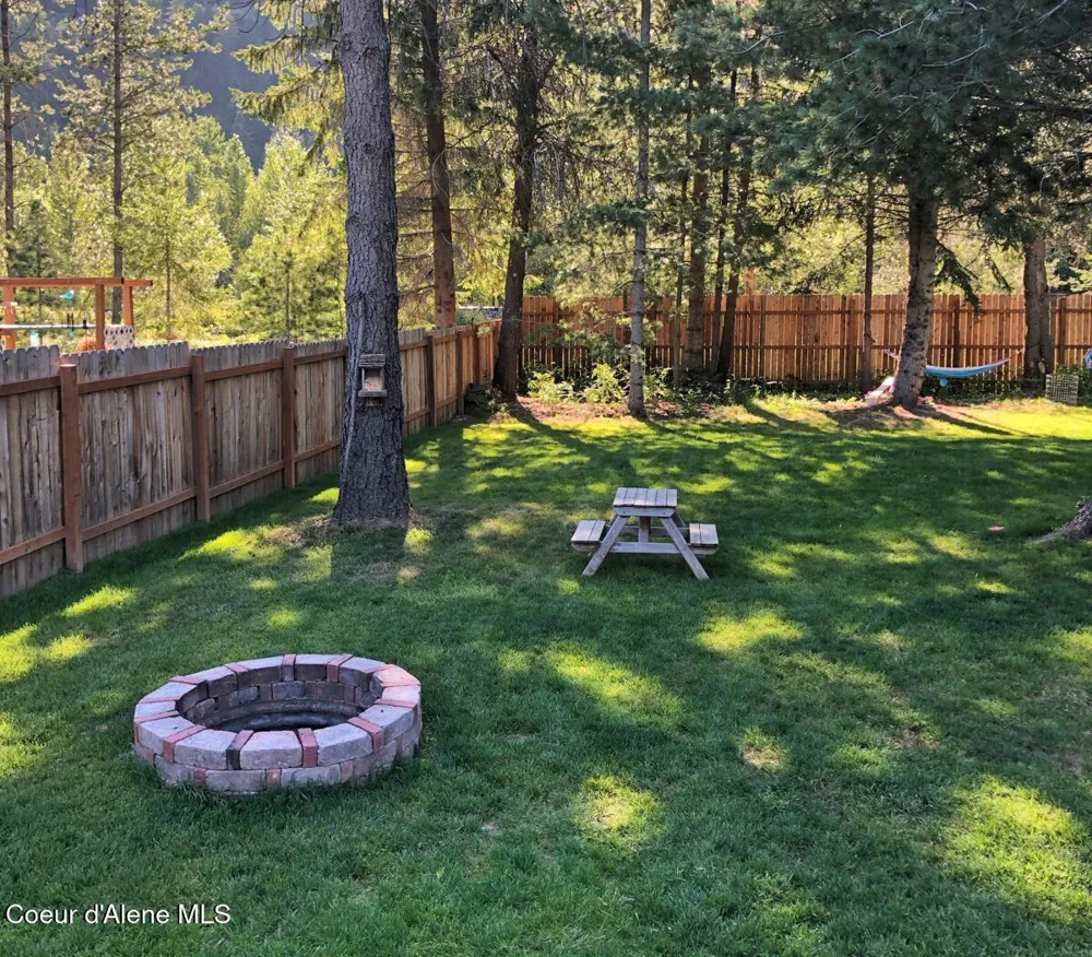 102 Park Lane Sandpoint, ID 83864
