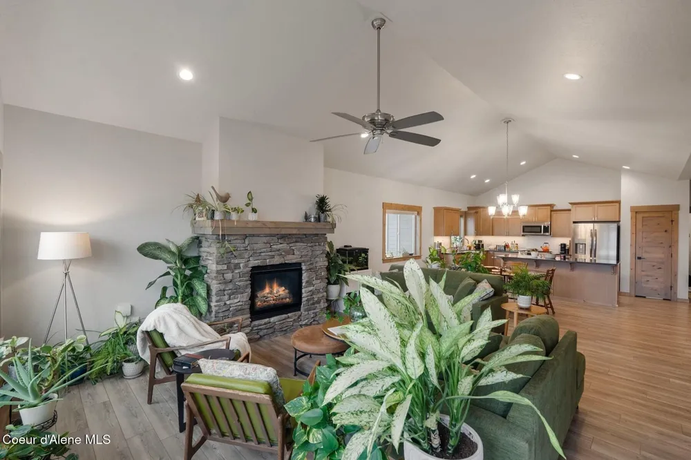 3212 Goodman Drive Sandpoint, ID 83864