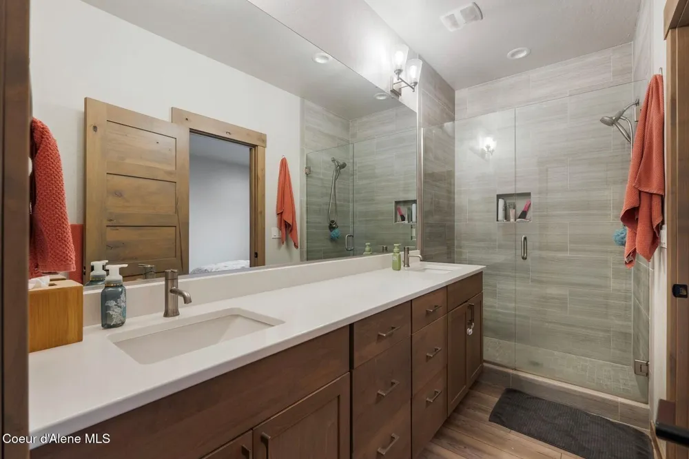 3212 Goodman Drive Sandpoint, ID 83864