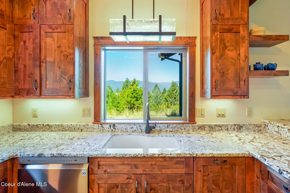 273 Paradise Valley Road Bonners Ferry, ID 83805