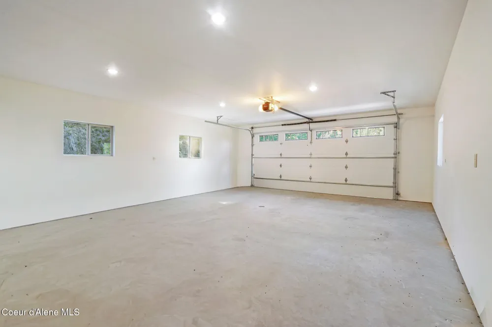 273 Paradise Valley Road Bonners Ferry, ID 83805