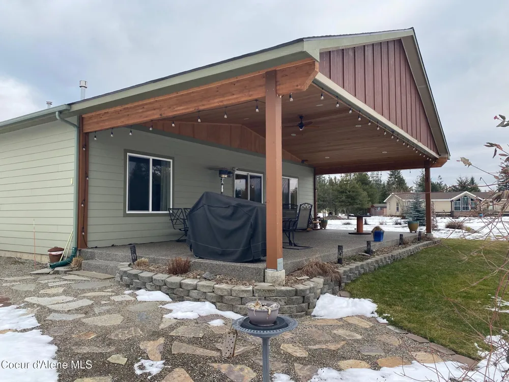 32911 16th Avenue Spirit Lake, ID 83869