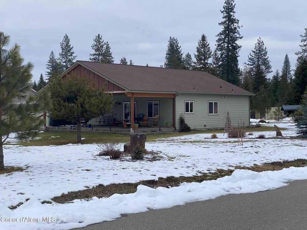 32911 16th Avenue Spirit Lake, ID 83869