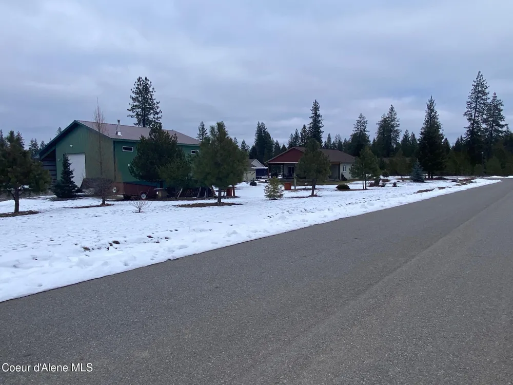 32911 16th Avenue Spirit Lake, ID 83869