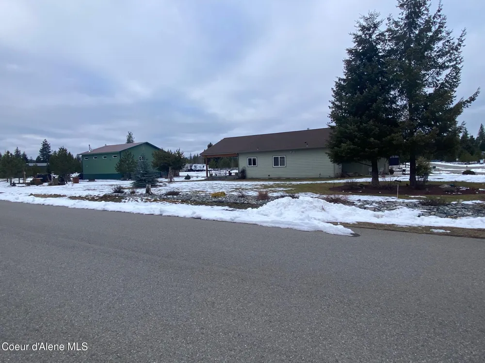 32911 16th Avenue Spirit Lake, ID 83869