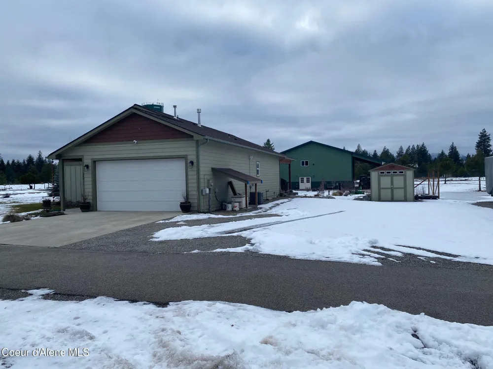 32911 16th Avenue Spirit Lake, ID 83869