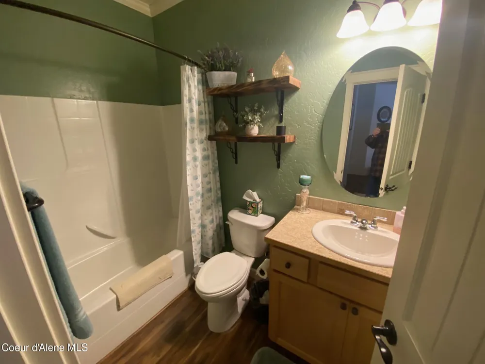 32911 16th Avenue Spirit Lake, ID 83869