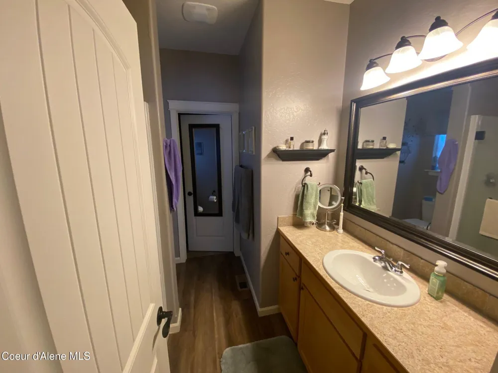 32911 16th Avenue Spirit Lake, ID 83869