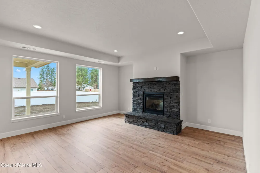 8882 CALIFORNIA STREET Rathdrum, ID 83858