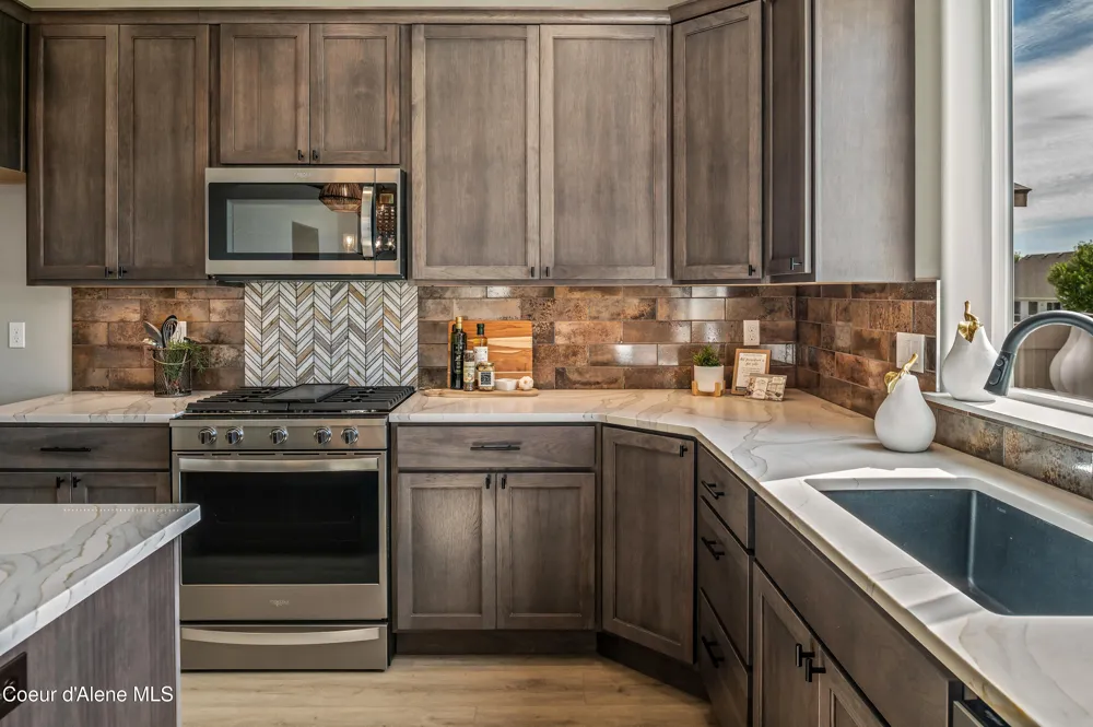 8904 CALIFORNIA STREET Rathdrum, ID 83858